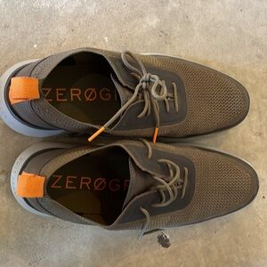 COLE HAAN Men’s shoes 9.5. See pictures. Only worn a couple of times.